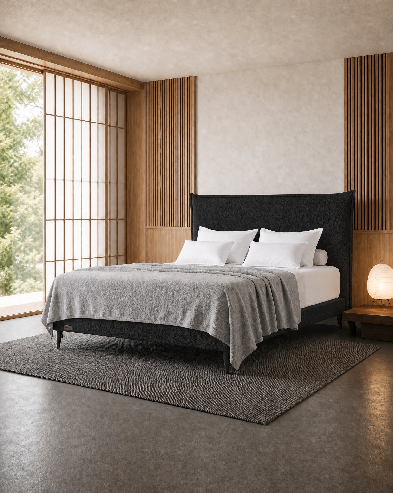 מיטה זוגית Bed 1000 בריפוד שחור בחדר שינה בסגנון יפנדי