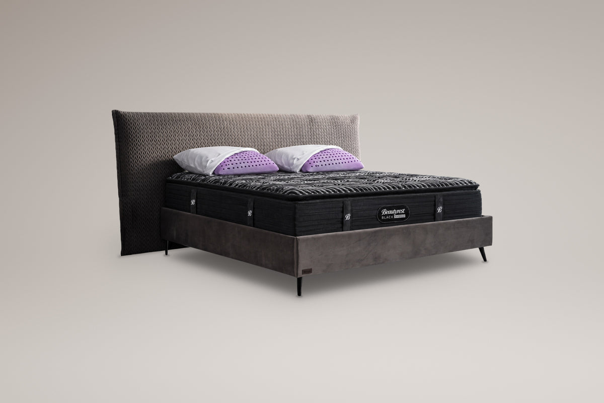 זוג כריות Lavender מתנה על מזרן Beautyrest Black Hybrid